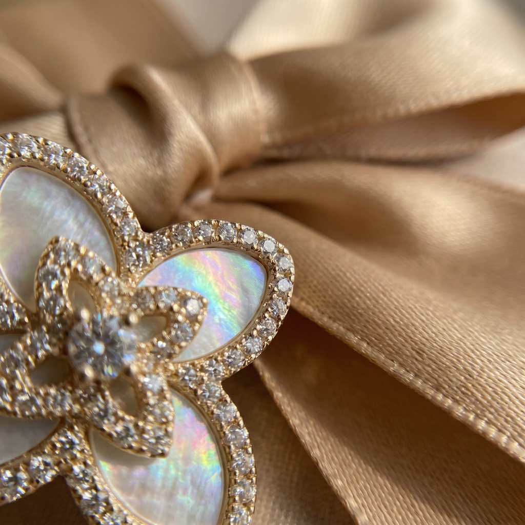 Elegance Clover Earrings